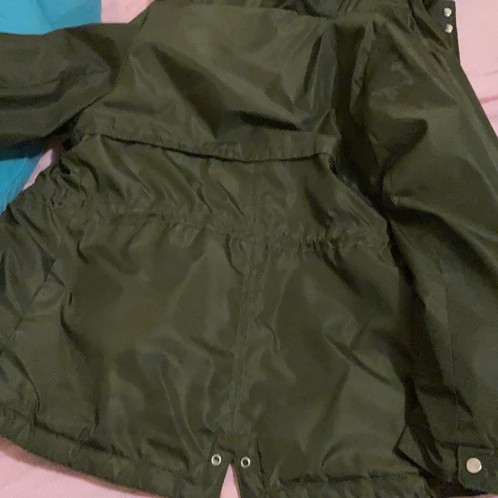 Jacket - Picture 4 of 4
